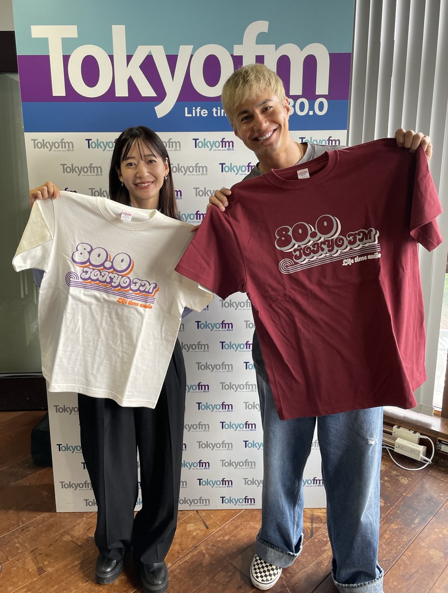 ONEMORNING_1's tweet image. ／
#TOKYOFMリスナー感謝祭
限定オリジナルTシャツ👕
先行予約販売を開始✨
＼

カラーは３色あります❣️

今週10/10(金)までのご注文で
10/19(土)のイベント当日までに
お届けします👌🎁

詳細はこちらから💁‍♀️
👉shop.tfm.co.jp

#ワンモ #TOKYOFM