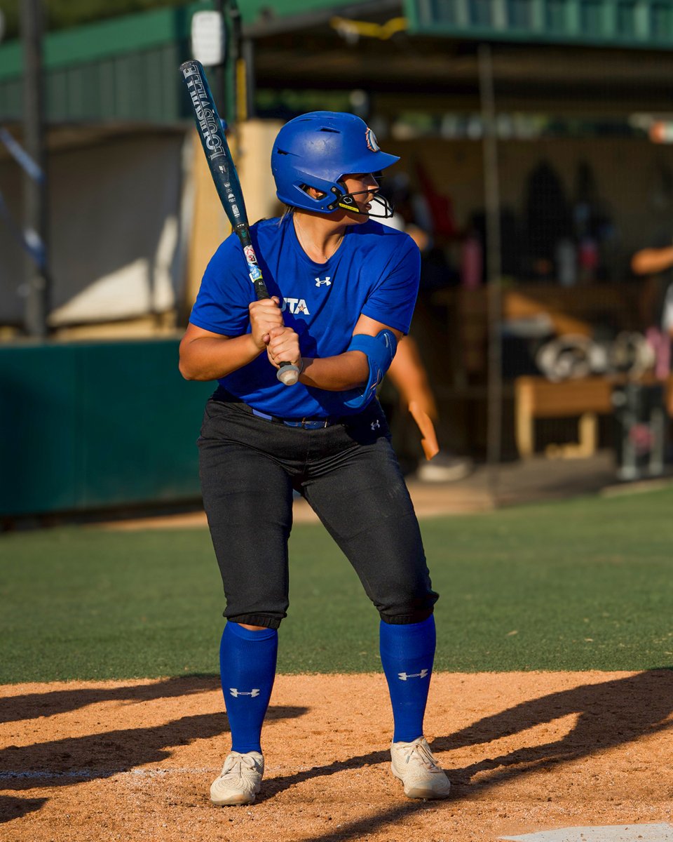 UTA Softball tweet media