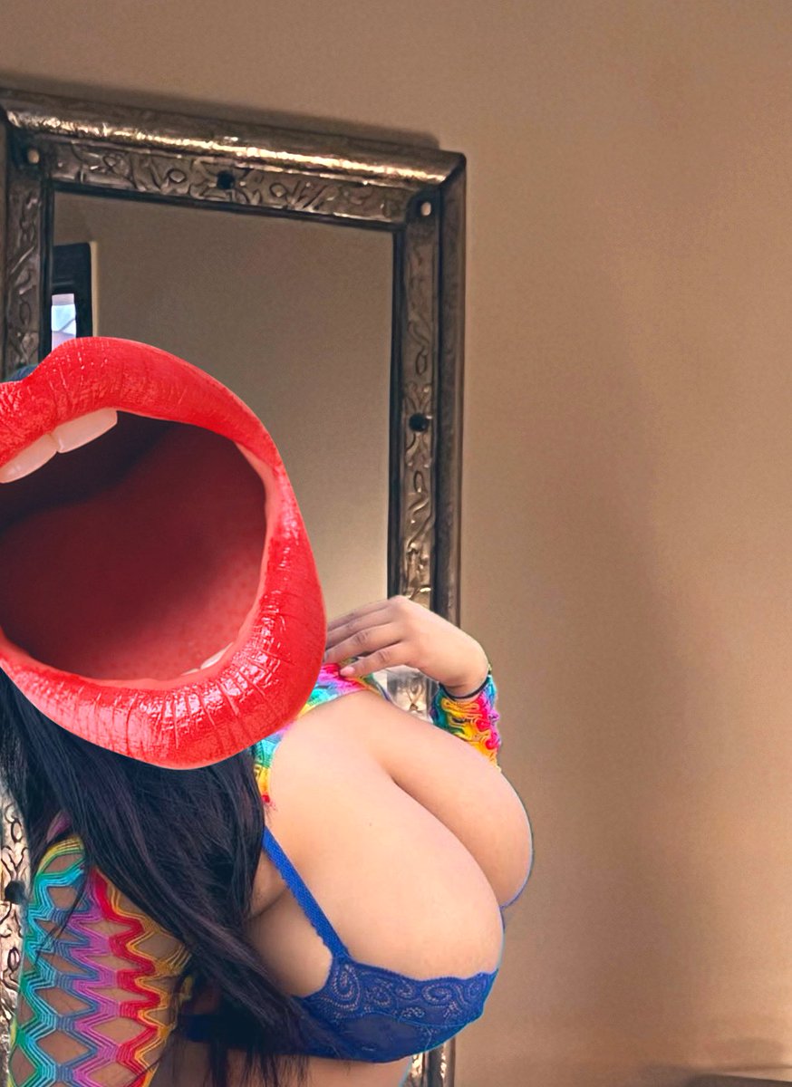 adventure couple tweet media