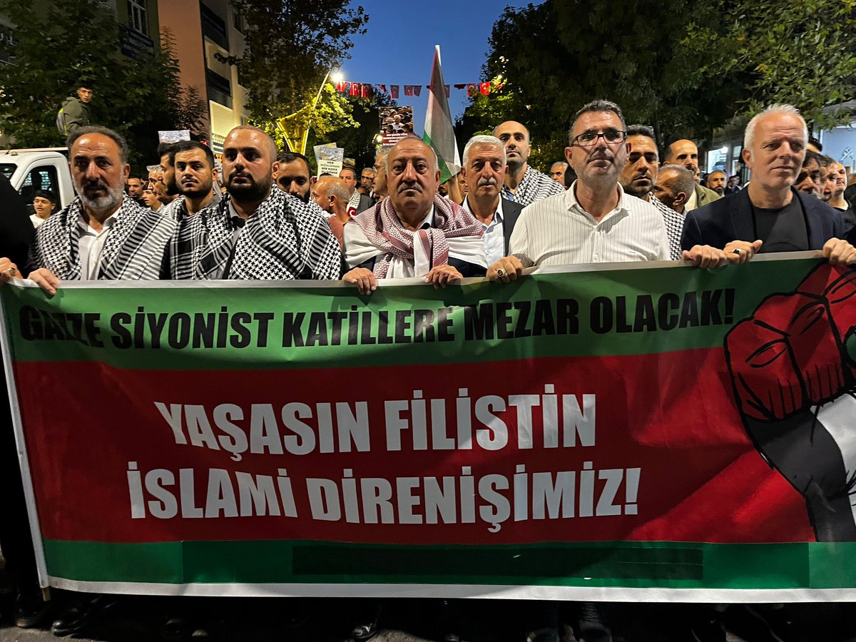 Selam olsun Gazze’nin direnişine!..

Selam olsun Özgür Filistin’e!..

#UmudGazzedeYaşar