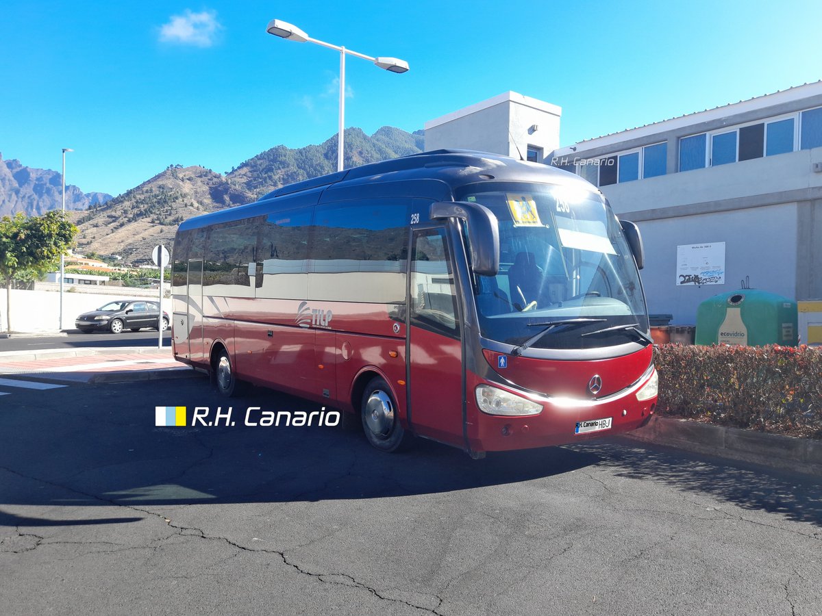modcanario's tweet photo. ๐ฎ๐จ Nยบ 258 Guagua de Transportes Insular La Palma
(EUS) 2007 Irizar i4 Mercedes-Benz
EX #AutobusesMenocal
#Irizar #Irizari4 #MercedesBenz #Guagua #Guaguas #LaPalma #TransportesInsularLaPalma #TILP #BUS #Autobusy #ะะฒัะพะฑัั #Autobus https://t.co/NfMexJW7KS