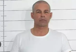 tucba's tweet photo. Con la velocidad d la luz  R. Lorenzetti, H. Rosatti y C. Rosenkrantz resolvieron la extradición d Fred Machado a EE.UU. Tenían la causa desde hace 3 años y 4 meses. En menos d 2 semanas se la sacaron d encima. Ahora decide Milei.  Machado ya le envió varios mjs en clave mafiosa https://t.co/WrKbjmpN5d