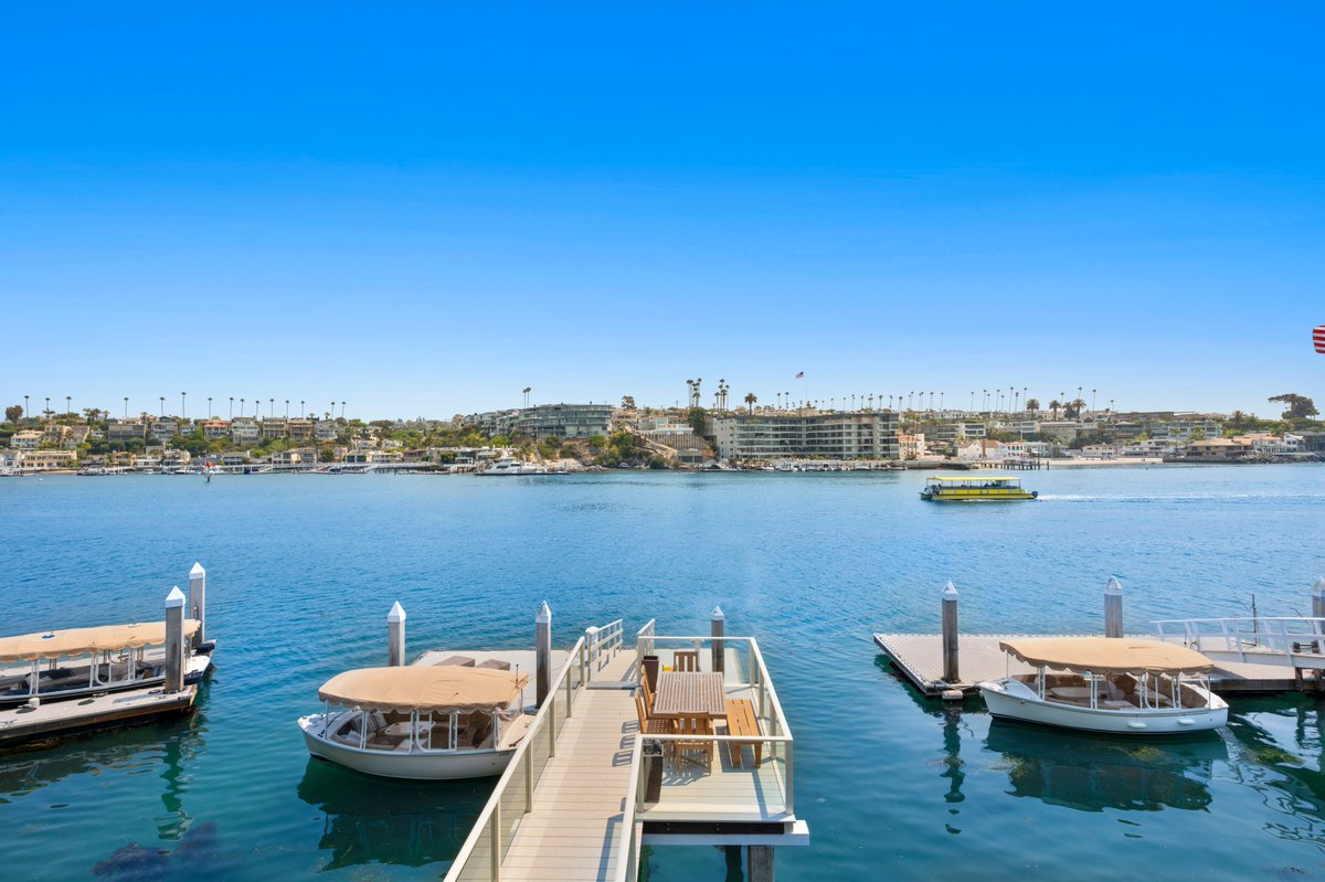 Bayfront Bliss, Timeless Craftsmanship, and a Life Anchored in Beauty ⚓️

2238 Channel Road, Newport Beach, CA 92661
$14,500,000
5 Bed | 5 Bath | 1 Partial Bath

Represented by Debi Bibb
949.533.5101 | dbibb@pacificsir.com