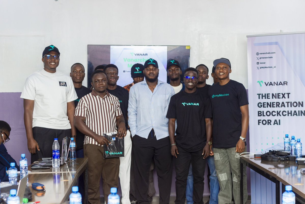 Victor_Ephraim7's tweet image. We just Concluded the Vanar Chain Meetup – Uyo, Nigeria 🇳🇬 and it was an amazing experience.

Over 25 Web3 Creators/Developers (including 5 new onboarded creators!) came together to dive into @Vanarchain and @myNeutron_ai the AI layer powering the next evolution of Web3.…