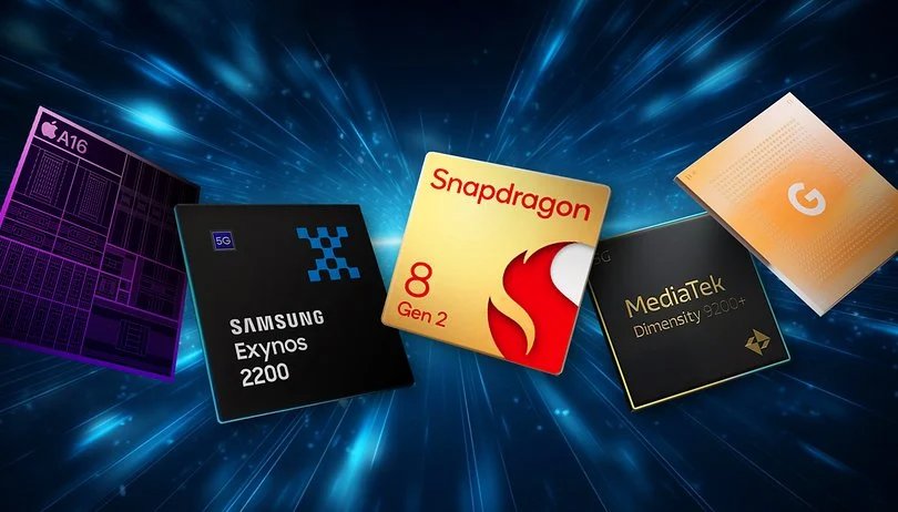 اكيد تسمع بمعالج ثماني النواة ، صح؟

وش يعني ؟

معالج ثماني النواة يعني أن وحدة المعالجة المركزية (CPU) تحتوي على ثمانية أنوية مستقلة داخل الشريحة نفسها، وكل نواة قادرة على معالجة البيانات وتشغيل المهام بشكل مستقل عن باقي الأنوية. بمعنى أبسط: بدلًا من أن يكون لديك معالج واحد فقط