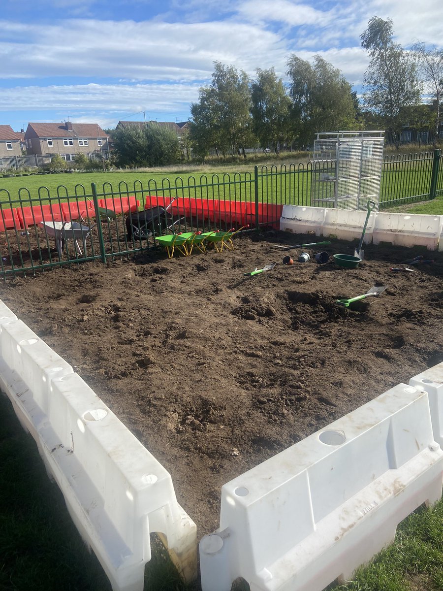 Kate Gallon tweet media