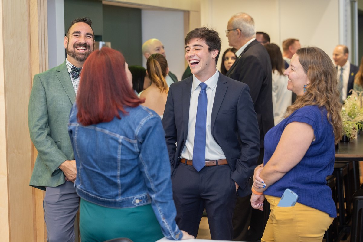 Celebrating the Schwartz Family Center for Experiential Business Learning!

Todd (Finance '03) &amp; Gina Schwartz's $5M gift is powering opportunities for students to gain valuable real-world experiences &amp; powerful industry connections. 

Learn more: bit.ly/4nI37uA
<a href="/Tulane/">Tulane University</a>