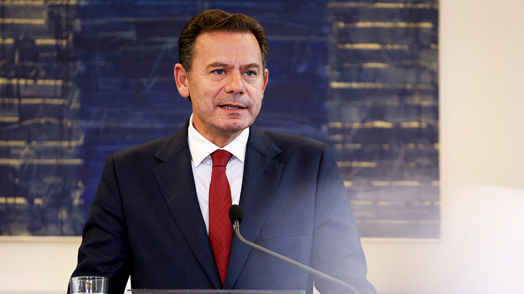 Ministério Público diz que deve ser aberto inquérito crime a Montenegro por branqueamento e recebimento indevido de ... eco.sapo.pt/2025/10/07/min…