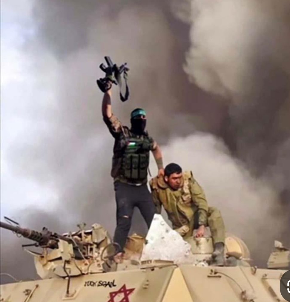 ⛔من المتسبب في حرب غزة ومن يتحمل وزرها؟!

منذ أن بدأت الحرب على غزة وإذا بالمرجفين المتأثرين بحسابات أجهزة المخابرات الصهيوعربية ينهالون بالقذف على المقاومة،وبدل أن يحمّلوا الحرب والإبادة للعدو الصهيوني تجدهم يحملونها المقاومة التي تدافع عن شرفها ومقدسات المسلمين التي تقبع تحت