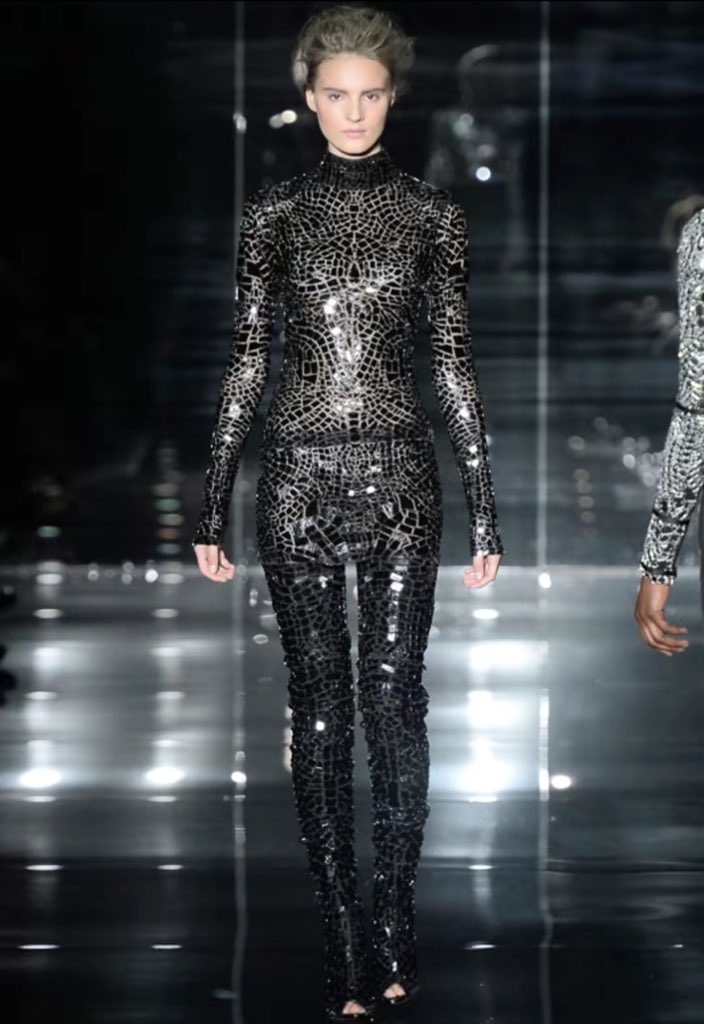 beyoncé in tom ford ss 2014 for her self-titled album release party