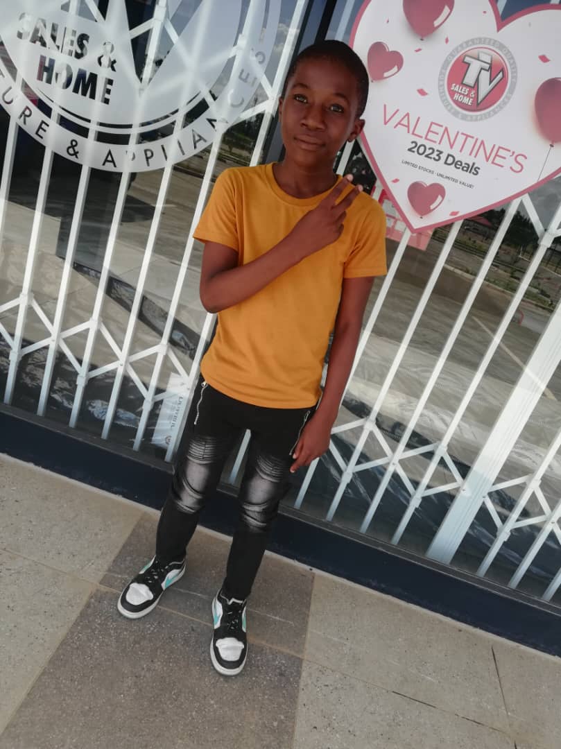 Missing Child Alert:
14-year-old Prosper Muza of 6130 Bloomingdale is missing. Last seen in Ashdown Park on 7 Oct 2025, wearing maroon jeans and a cream and yellow T-shirt.
Please contact 0772607915 or the nearest police station.
Pray and share for his safe return.
