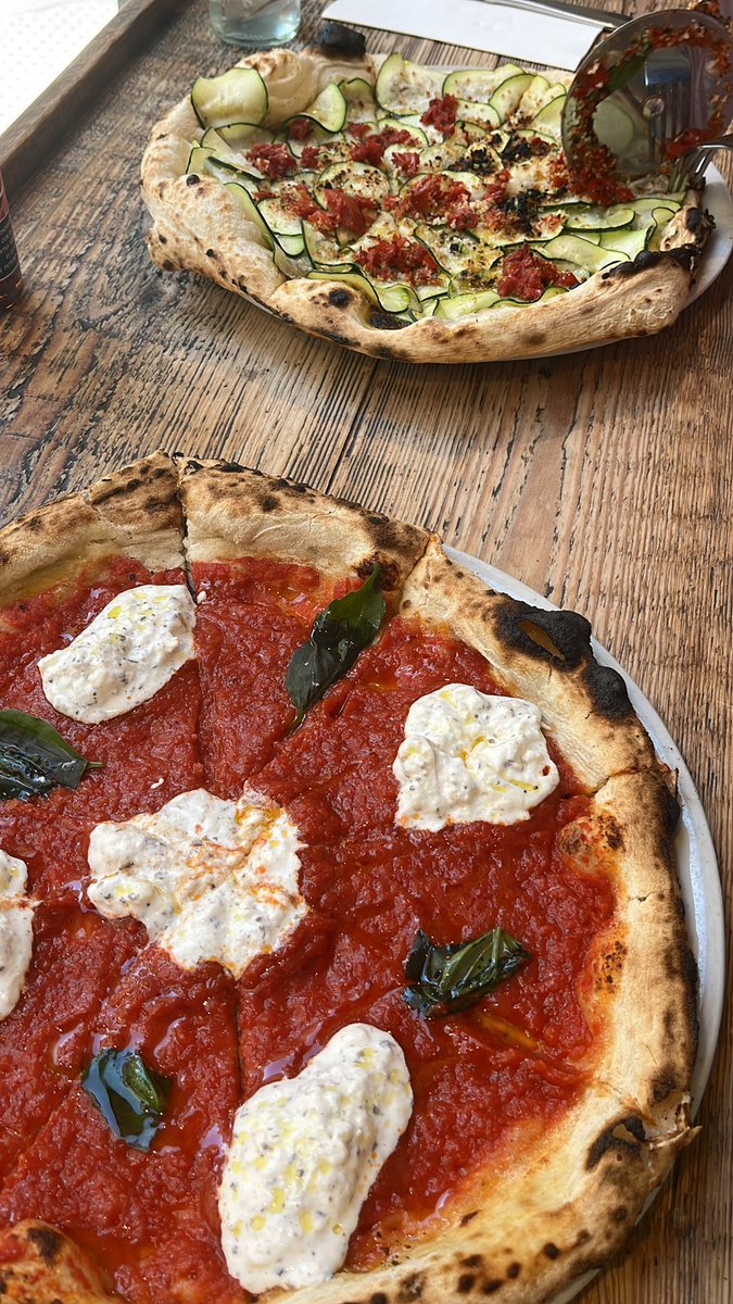 Siguen en plena forma #HotNow 🍕