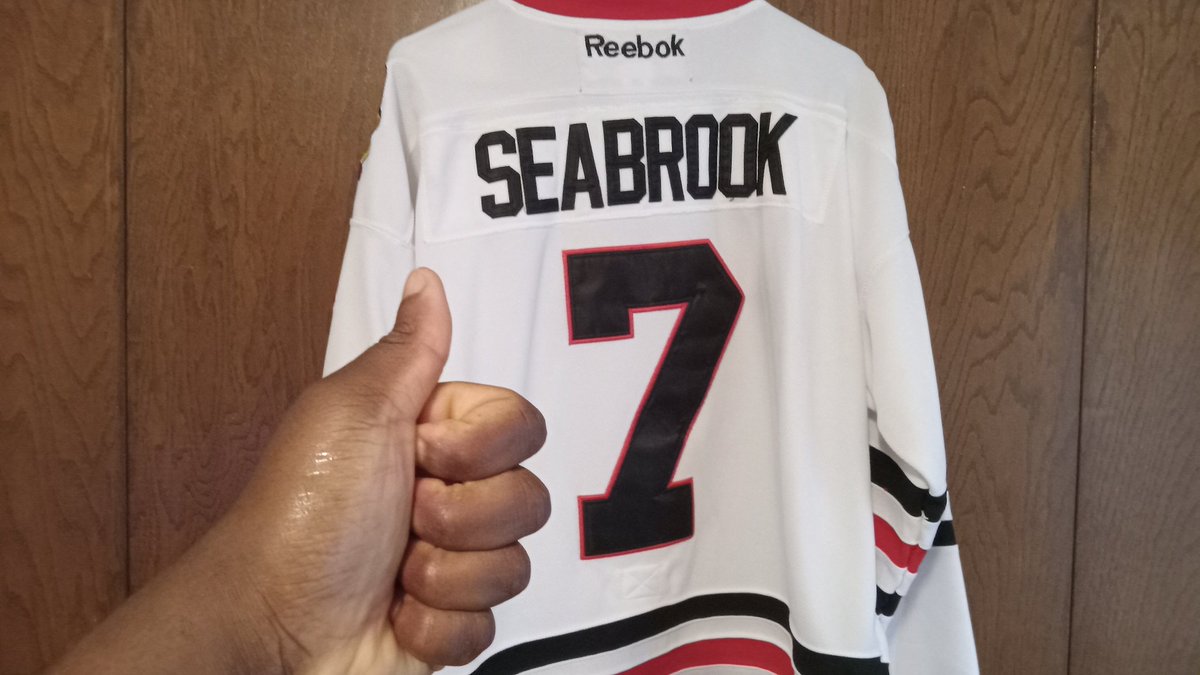 sidkid80's tweet photo. Yours truly is thankful for another trip around the sun and the number on that jersey represents the day I was born. With that being said, GO #Blackhawks! π ππππ #CHIvsFLA #NHLFaceOff #ColdSteelOnIce https://t.co/4S0npv3smn