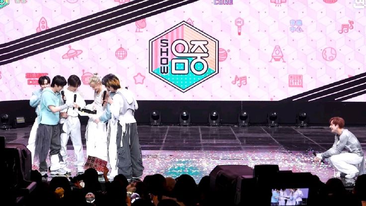 suє |❤️‍🔥 tweet media