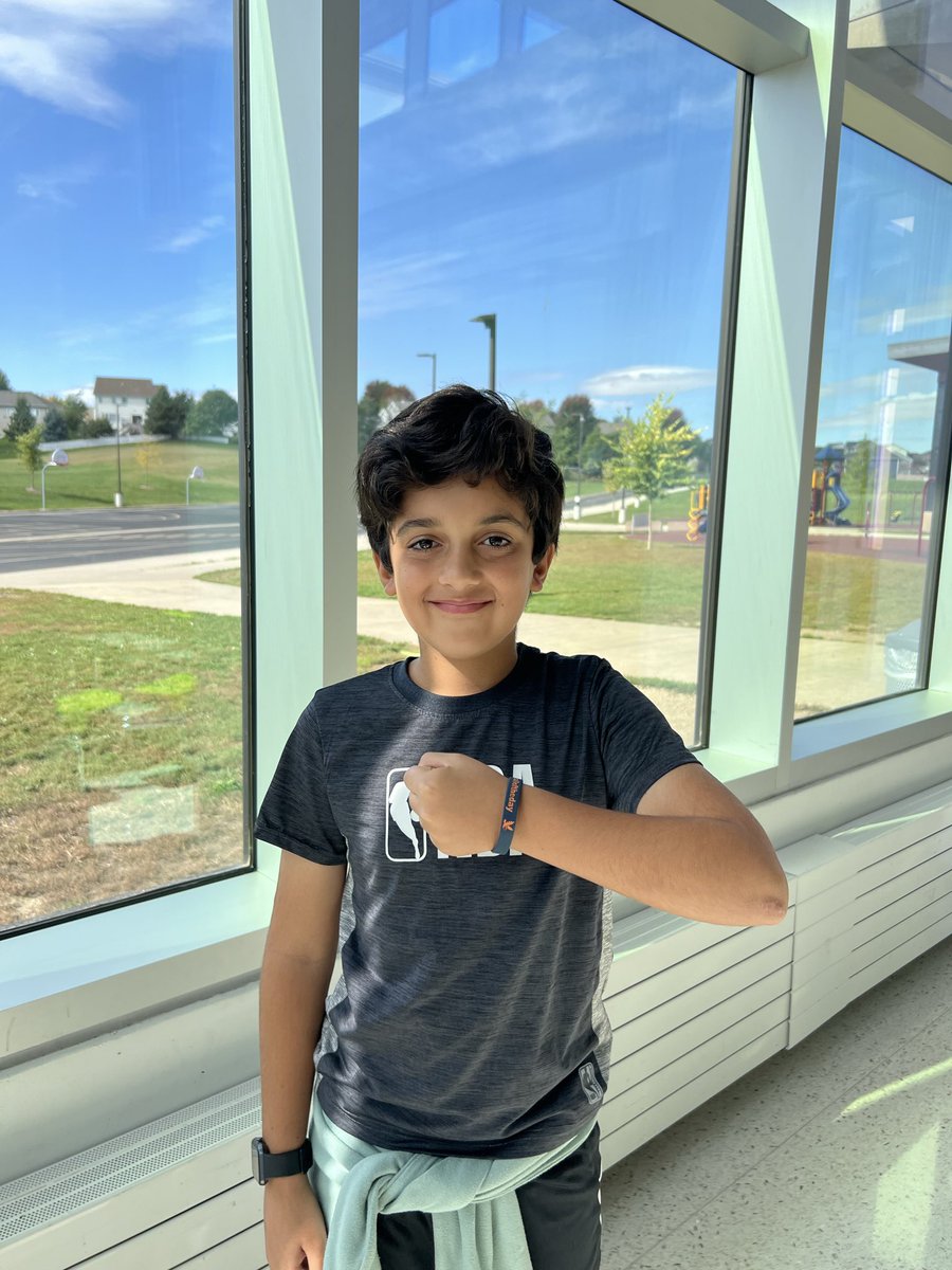 Hartley, Omeed and Thomas are great classmates, and are always helping others out.  They ensure that all students are included in class discussions and games, both in and out of the classroom.  Thanks for being welcoming and inclusive OWLs. #overlandrps #goodnewscalloftheday