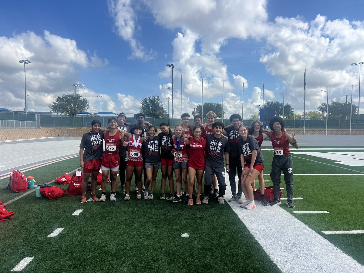 Taft Raider Cross Country tweet media