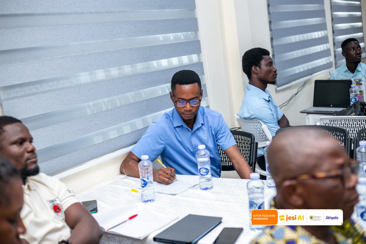 jesi_ai's tweet image. With Jesi AI, we’re helping educators simplify lesson planning, personalize learning experiences, and create classrooms where both teachers and students thrive.

#JesiAI #EdTech #AI4T
2/2