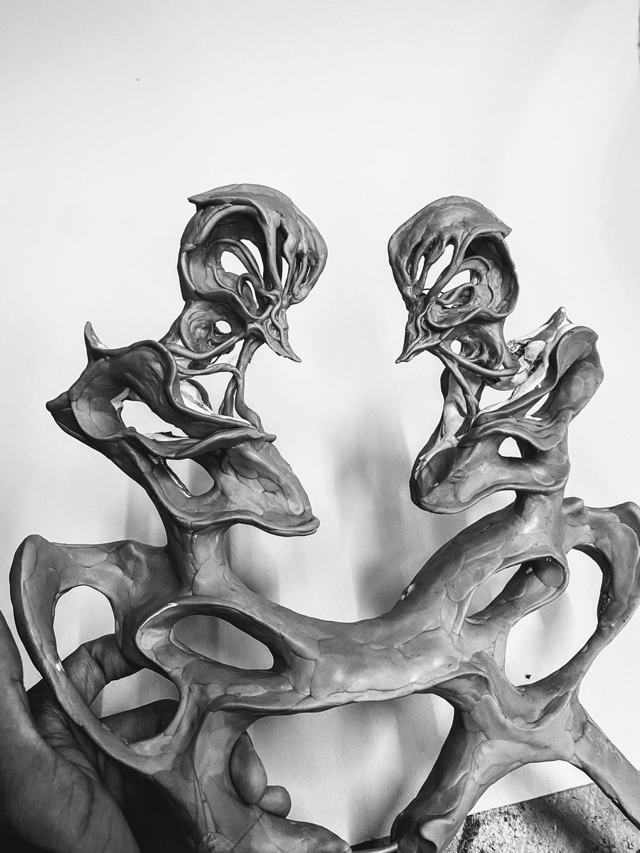 kritsada6720's tweet image. #modelfigure #clay #sculpture #bizarre #art #darkart #darkfantasy