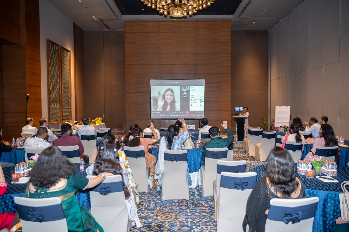 avikpal's tweet image. At our 𝐀𝐧𝐧𝐮𝐚𝐥 𝐃𝐚𝐲 𝐢𝐧 𝐊𝐨𝐥𝐤𝐚𝐭𝐚, we honored the #spouses of our founding team, recognizing their silent sacrifices & support that make @cliniops possible. 🙏 #CliniOps #AnnualDay #Gratitude