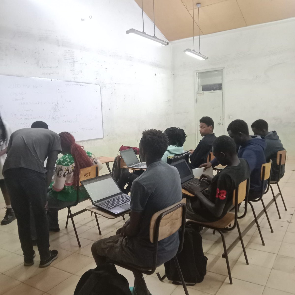 gdgcampusJKUAT's tweet image. What an amazing Web dev session 👏 👌. We explored the html structure and basic css, more is coming guys just join us to experience this amazing impact in Jkuat 
#Webdevelopment #Fronted #HTML #css