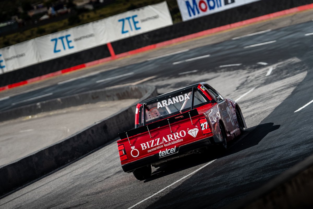 P4 en San Luis 👊🏻 una carrera divertida y peleada adelante, estuvieron buenos los leñazos 🤪 ya estamos en playoffs, a darle que viene lo bueno 😮‍💨

Gracias <a href="/joyeriabizzarro/">Joyerías BIZZARRO</a> <a href="/clunymexico/">Restaurant Cluny</a> #telecomdistrict 🤍