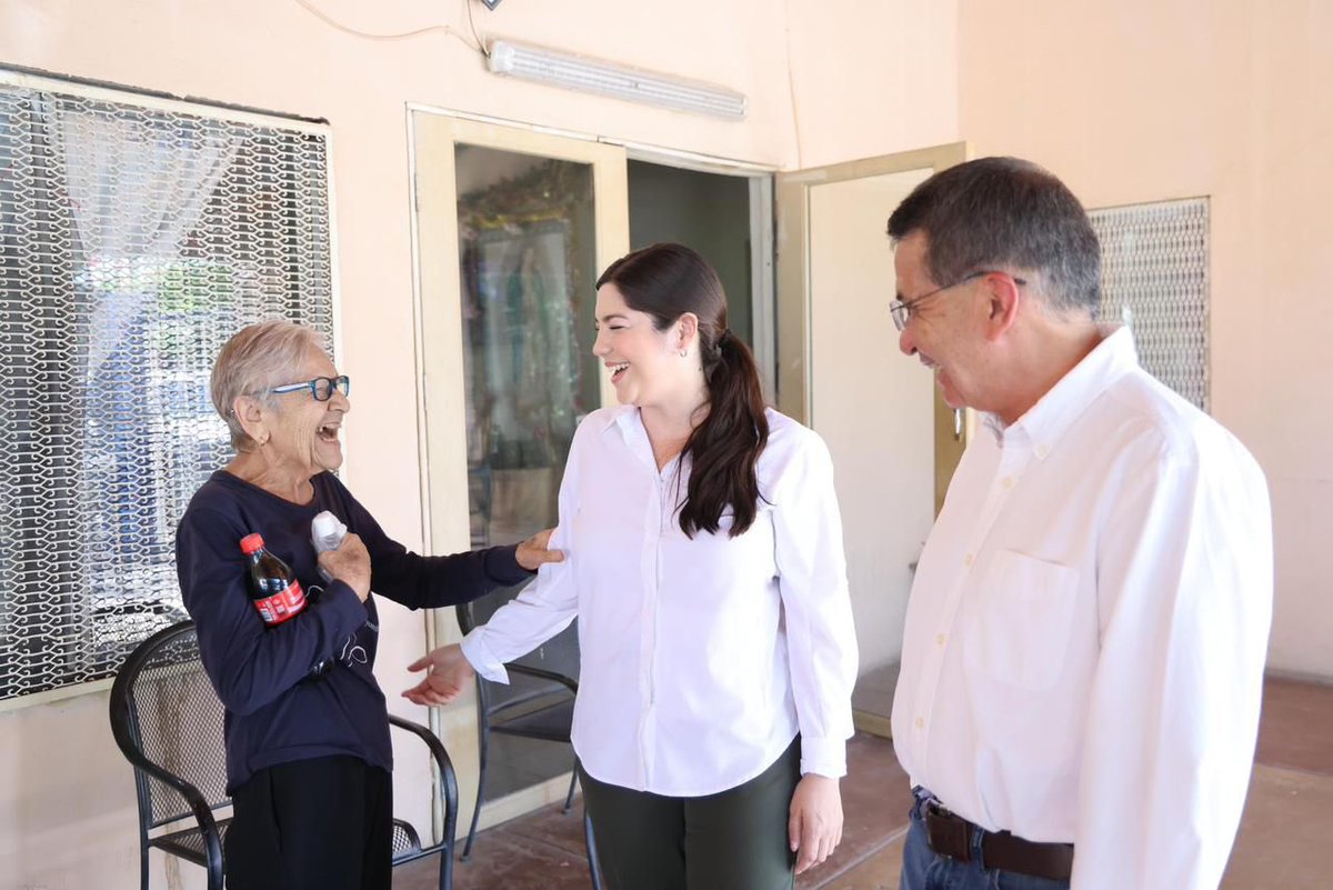 Agradecemos a un productor del sur del estado por su donativo de papas, el cual, junto a la diputada Amairany Peña, fue distribuido en los diferentes asilos y comedores comunitarios del municipio.