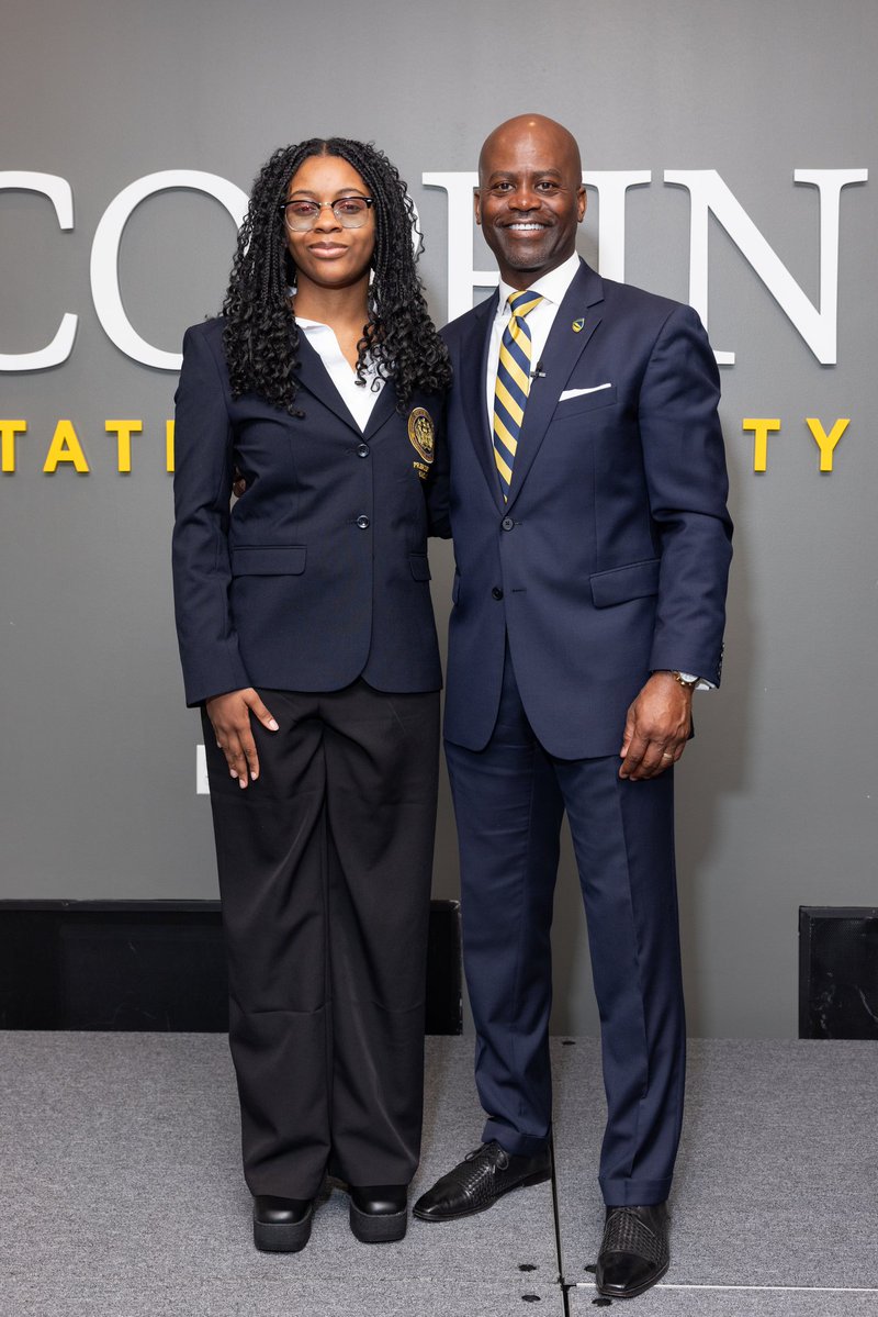 CoppinPresident's tweet image. Today, we presented our incoming Presidential Scholars with their blazers and cardigans. #Coppin, Baltimore's hometown university, continues to attract scholars from around the world! #AyeCoppin