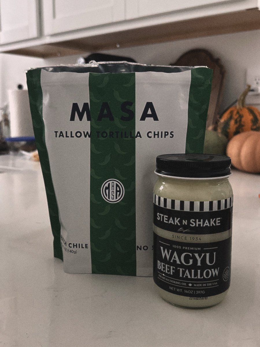 Tallow Tuesday

Free tallow courtesy of <a href="/SteaknShake/">Steak 'n Shake</a> recognizing <a href="/Tesla/">Tesla</a>. Now I just need that red tallow hat.