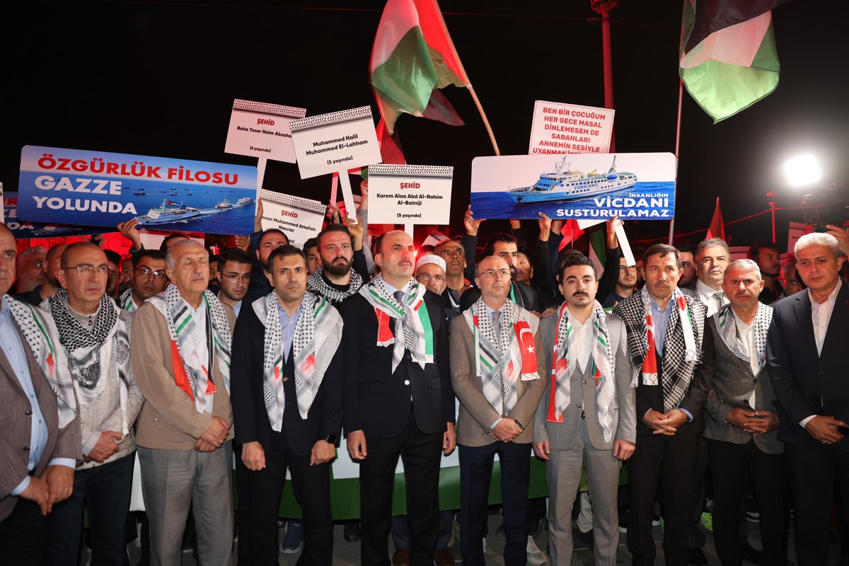 a_pekyatirmaci's tweet photo. Konya Gazze İçin Tek Yürek 🇵🇸 🇹🇷 

📌 Gazze İçin Sessiz Yürüyüş https://t.co/JylBaOUyru