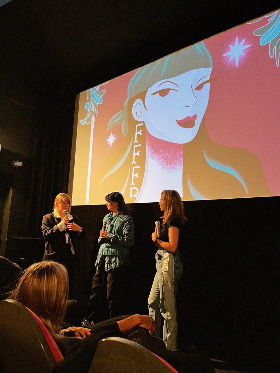 filmfestberlin's tweet image. Some more festival vibes from the POV of our amazing Sevgi 🫶🎬🤩
#womeninfilm #filmfestivals #femaleartist