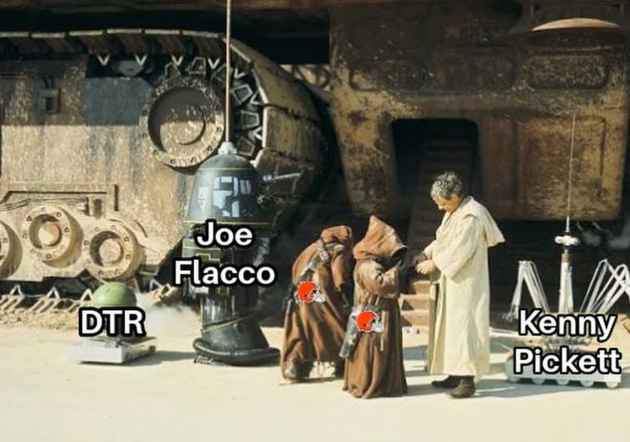 REFLOG18's tweet photo. The Browns are basically the QB Jawas of the NFL https://t.co/zeRyj7GumU