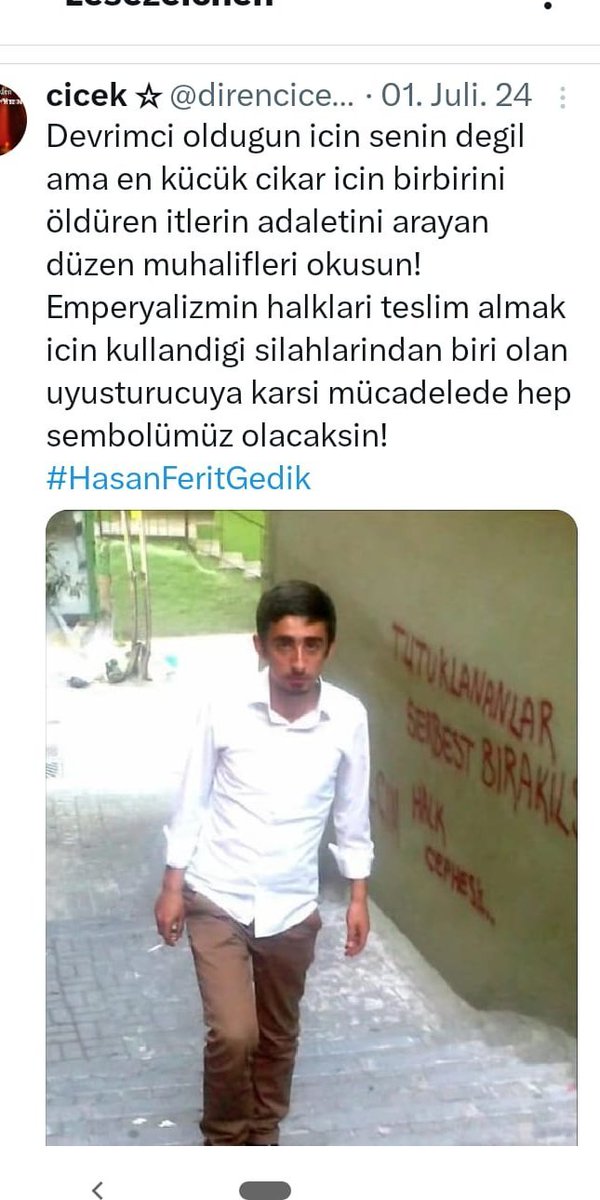 Fasist itin biridir!
Senin katillerini de savunan Serdar Öktem denen fasisti öldürmüsler! Birbirine girmis yine itler! (hasa canimin ici köpeklerden) bok yolunda gebermis!
Bize ne!!!
