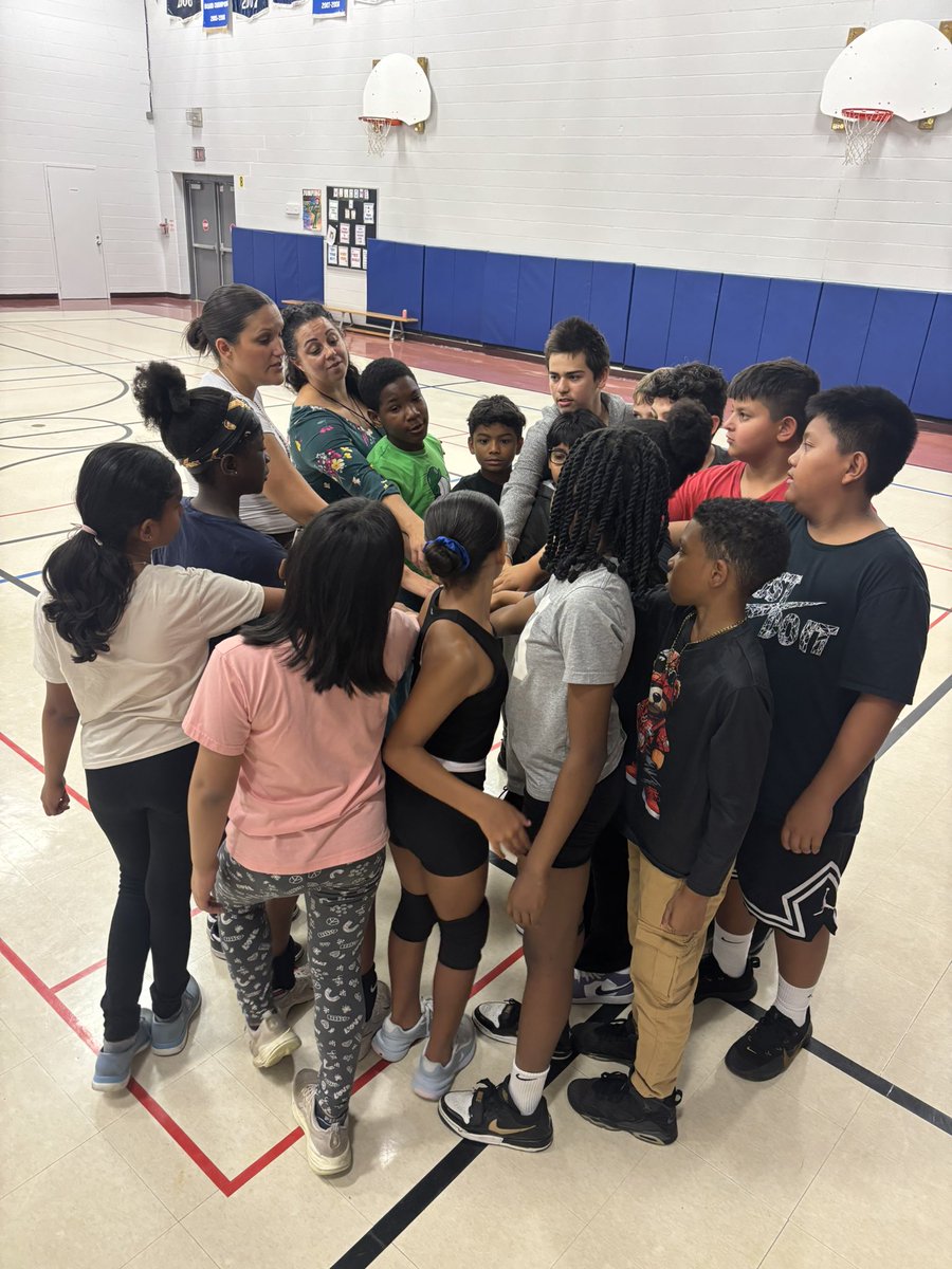 HCMaltonDPCDSB's tweet photo. Let’s get it! Best of luck at the junior girls and boys volleyball tournaments this week! #FlyArrowsFly https://t.co/6gvuL8Qjfa