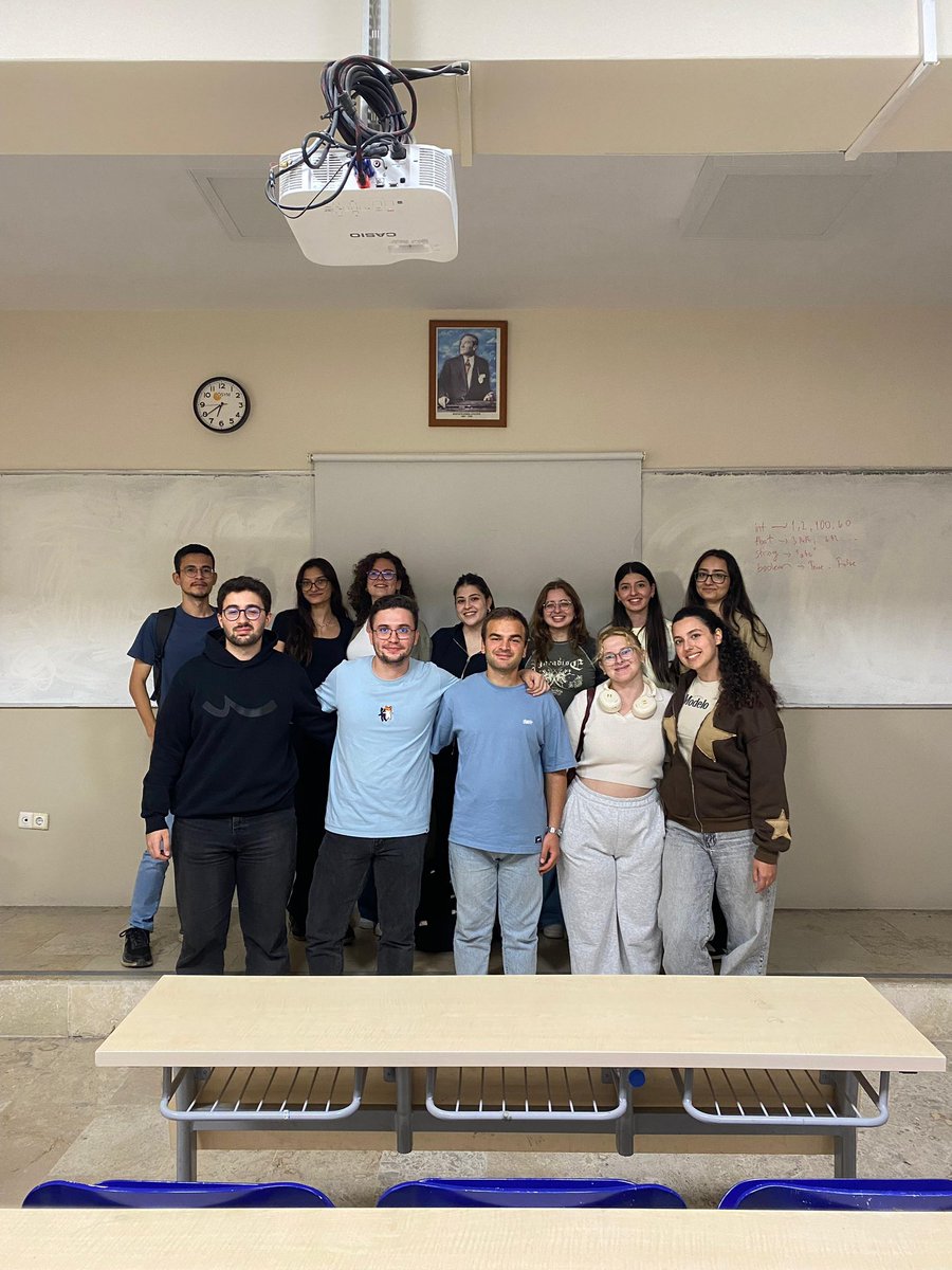 PaüSiber tweet media