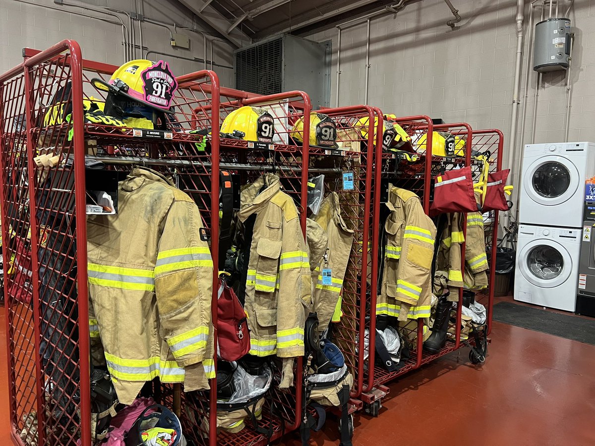 awmokindergrade's tweet image. What a great day at the Fire Station 🔥 Thank you, Monclova Fire Department!