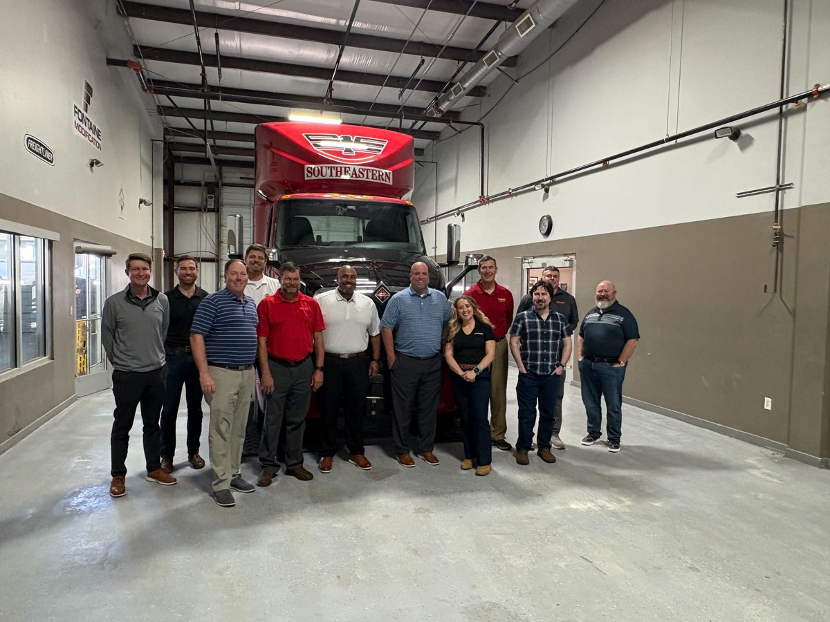 FontaineMod's tweet image. Fontaine is proud to collaborate with Samsara to streamline fleet readiness.

Through the new Pre-Delivery Installation program, our team installs Samsara’s telematics and camera systems before delivery, so trucks arrive connected, efficient, and ready to perform from day one.