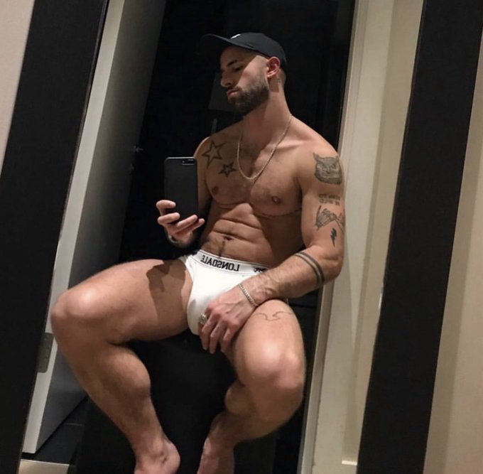 Night 🌙😇 https://t.co/K0q1TavA4X