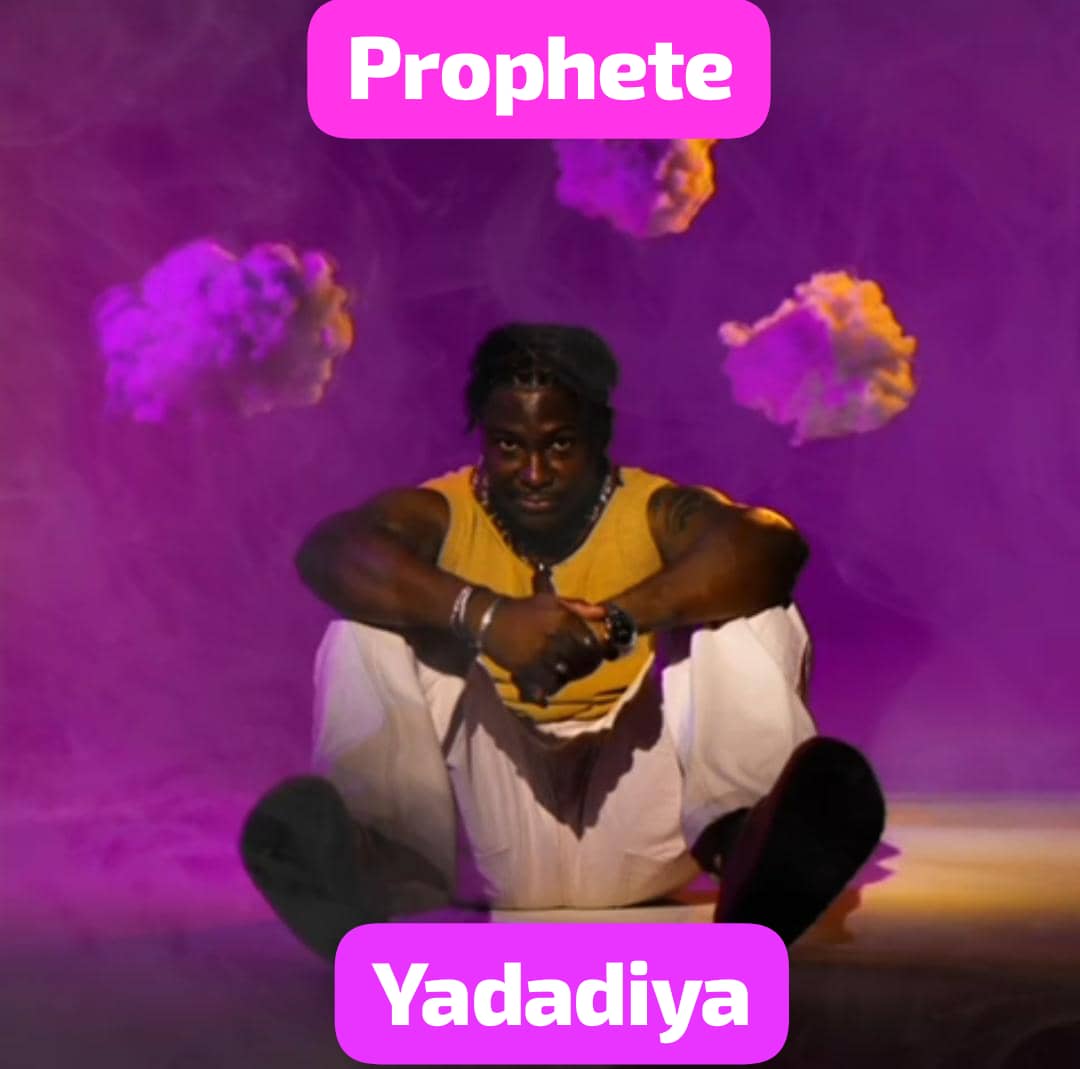 937RhythmFm's tweet photo. #DriveTimeRhythm w . @ShugaOfLagos
▶️ Yadayida - @The1Prophete
#DanFoTunes https://t.co/kKpymT5IwP