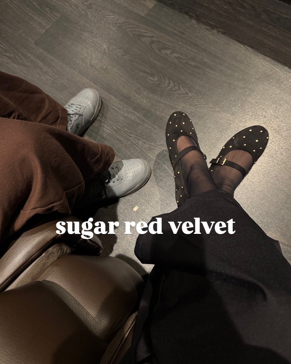 SugarRedVelvet1's tweet photo. Con il mio uomo💦 È iniziato di nuovo il freddo, la stagione perfetta per rintanarsi al cinema

@rtfindom @findomitalia @retwitto_findom @guglielmo_rt @findom_rt_slave @brun0parent @rt_feet @marcotitor @finretwet @findomrt8 #findom #feet @iii9974 #feetslave #alphacouple https://t.co/amTvOuv8pU