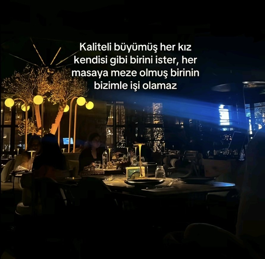 İzem (@bi_salsana) on Twitter photo 