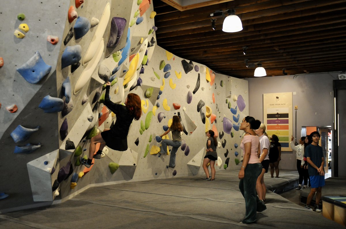 Francis Tuttle (@francistuttle) on Twitter photo The 2025-26 group of Superintendent’s Leadership Academy had their first event of the year yesterday! They gathered at Blocworks in Edmond for not just a fun climbing experience, but also leadership and team building activities.
SLA provides an opportunity for students to The 2025-26 group of Superintendent’s Leadership Academy had their first event of the year yesterday! They gathered at Blocworks in Edmond for not just a fun climbing experience, but also leadership and team building activities.
SLA provides an opportunity for students to