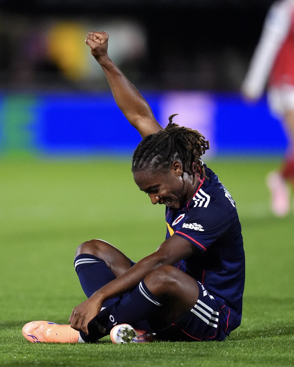 UWCL's tweet image. 🇭🇹 Hands up if you've got Melchie Dumornay in your #UWCLfantasy team 🙌

It's not too late to sign up 👀

Play now: bit.ly/4qhyvCD 🎮