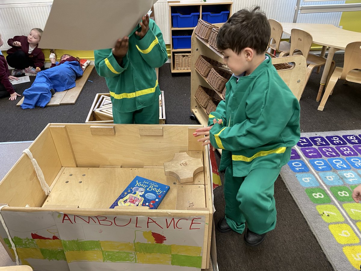 HarrysmuirPS's tweet photo. Our P1s have been busy setting up a hospital with a reception, pharmacy and ambulance station. Lots of opportunities for learning through play and discussion about different jobs 🚑🏥🧑⚕️ #skillsforlife #DevelopingYoungWorkforce #TeamHarrysmuir https://t.co/iKfF6ynwOO