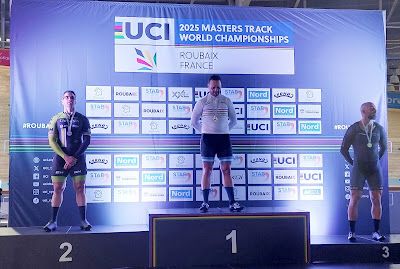 Nueva plata de <a href="/ItmarEsteban/">Itmar Esteban</a>, en la velocidad 40-44, en el Mundial master de Roubaix, "el Mundial de los casi"
trackpiste.com/2025/10/nueva-…