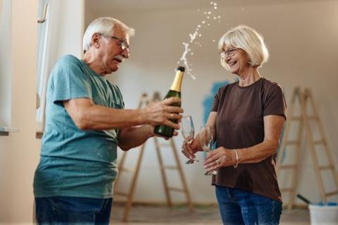 Retirement is too precious to waste money on things that don’t matter, writes Lesley-Anne Scorgie. Use a budget cut spending on things that bring little joy. It’s just not worth it. tinybfs.com/t/a7Es67