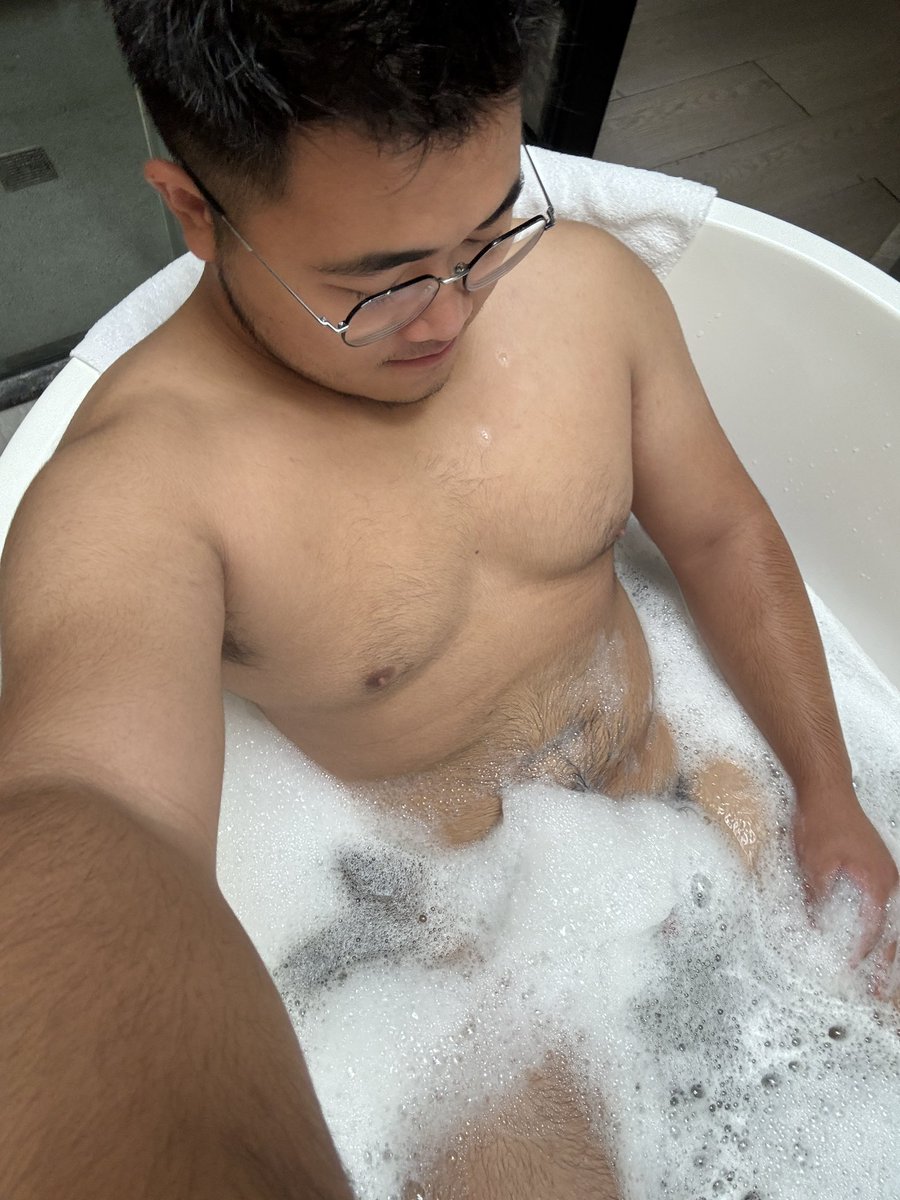 喝昂彳亍 tweet media