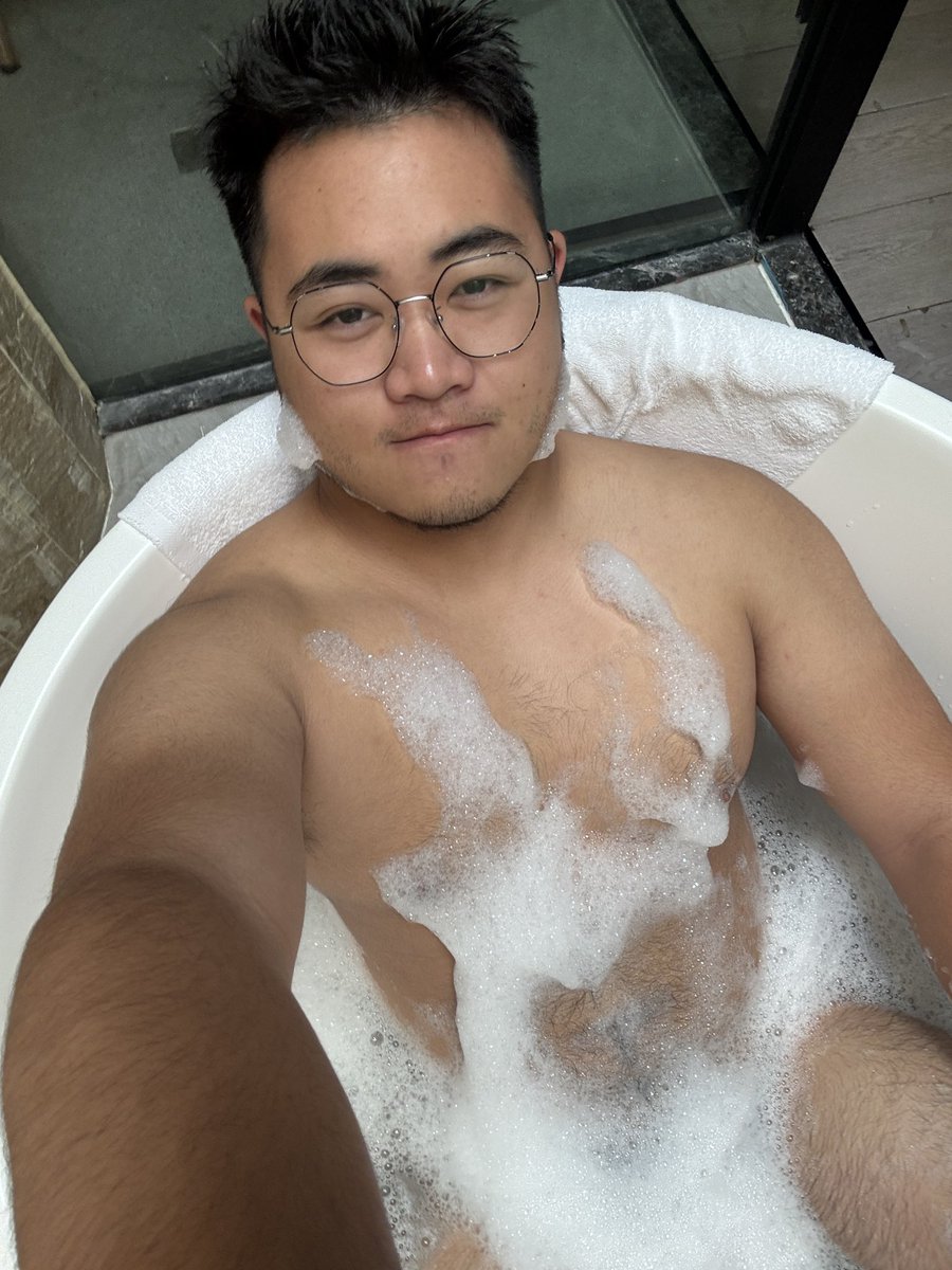 喝昂彳亍 tweet media