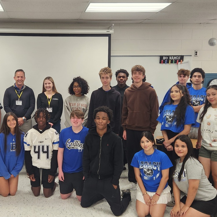 The Career Exploration class hosted Adam Borrelli (Trustee) and Alaina Hannon (Planner) from the Village of Frankfort. Elected officials focus on policymaking while hired officials, oversee the city's daily operations. It was fascinating to see what goes on behind the scenes!