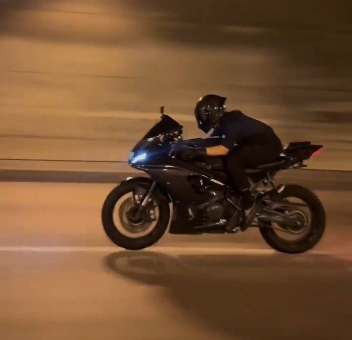 Moon 🌙 tweet media