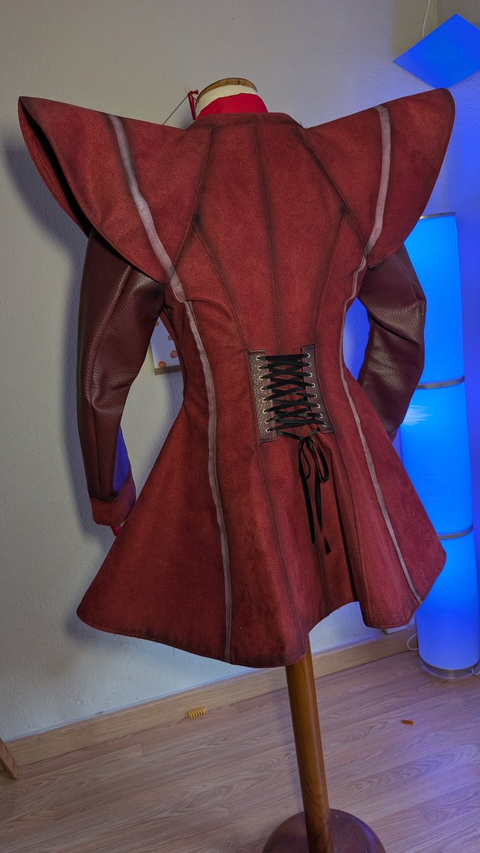 Hemos puesto el Cosplay de Alastor en Vinted, si queréis un Cosplay de Hazbin Hotel, este es vuestro momento! Talla M y aceptamos ofertas 🩷

vinted.es/items/72604465…